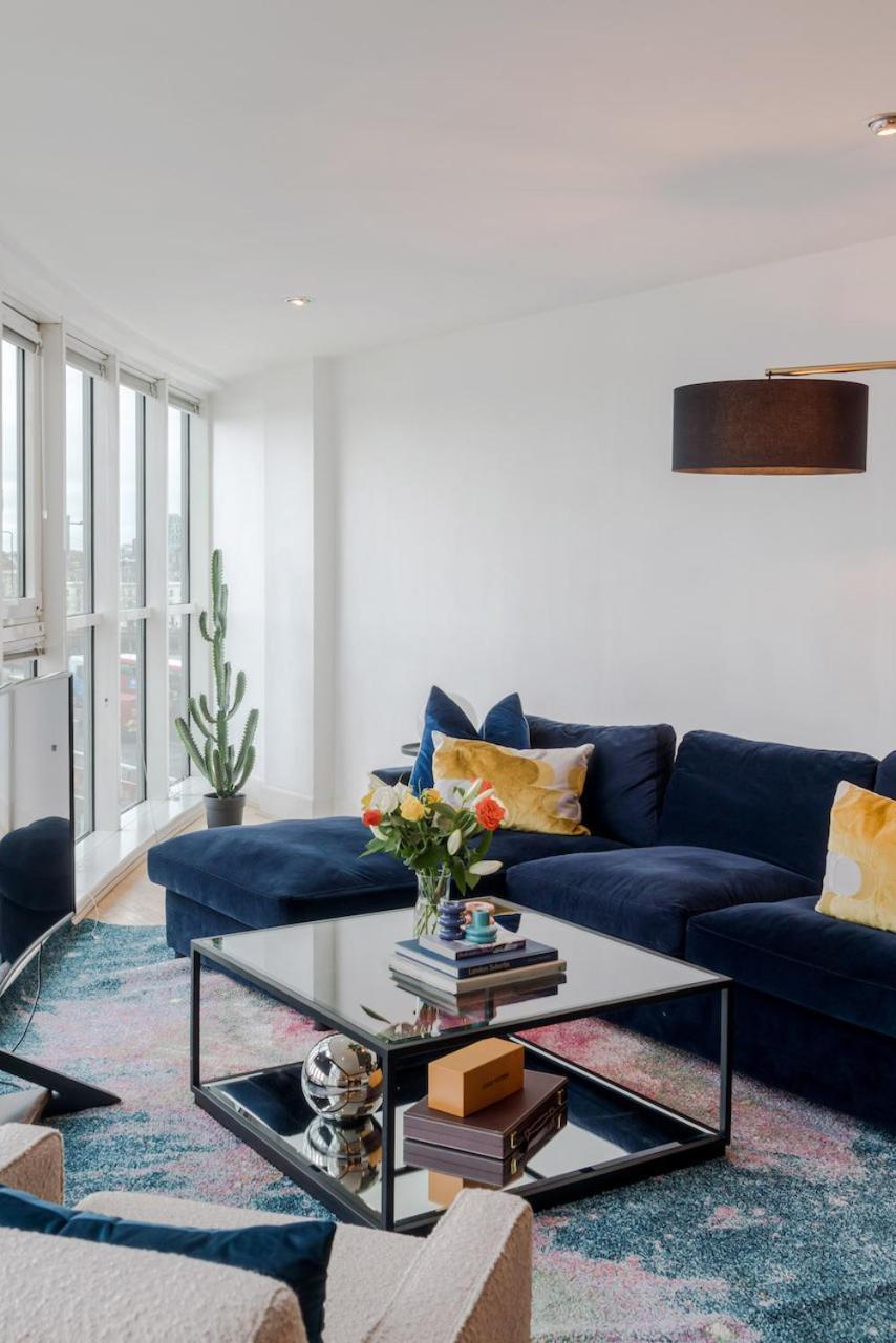 Best Thames View In Town! Large Luxxe Nomad Design Family Home لندن المظهر الخارجي الصورة