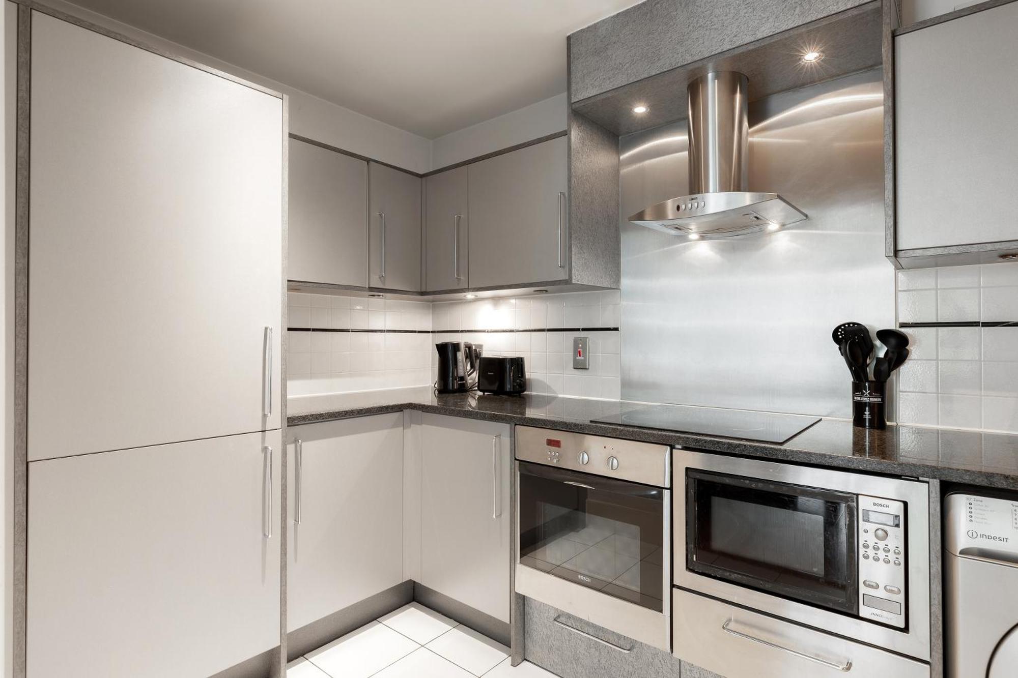 Best Thames View In Town! Large Luxxe Nomad Design Family Home لندن المظهر الخارجي الصورة